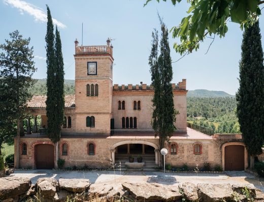 LA VILA D’ARGENÇOLA LES FONTS